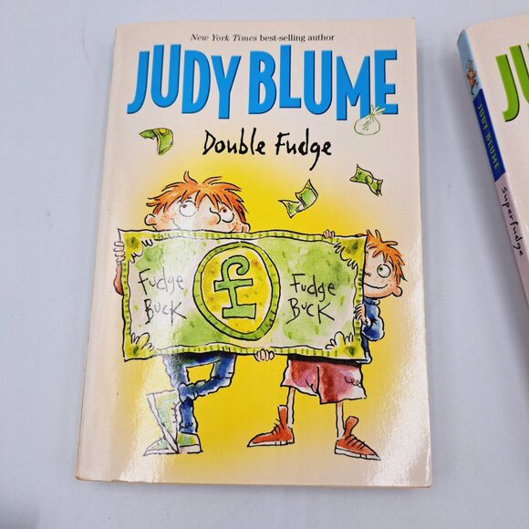 Box Of Fudge 3 Books From Judy Blume: Fudge-A-Mania, Superfudge, Double Fudge - Picture 10 of 13